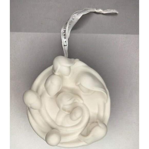 Hallmark Keepsake 2015 La Familia Christmas Tree Ornament NOS - Picture 3 of 10